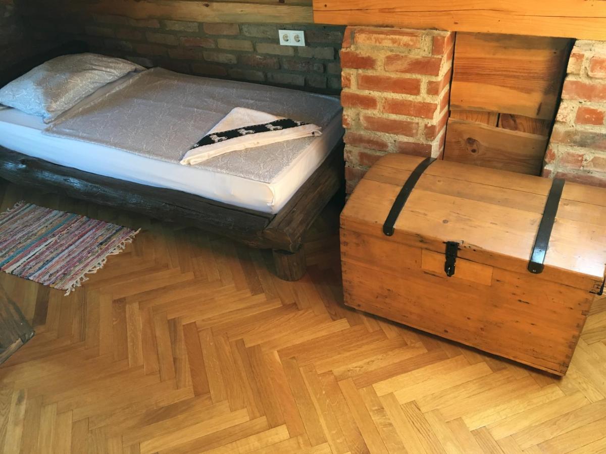 Matanovi Dvori Villa Bród Kültér fotó