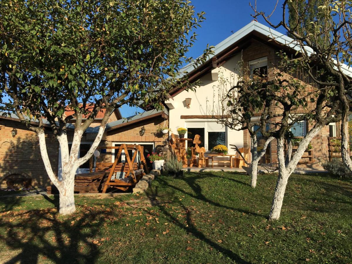 Matanovi Dvori Villa Bród Kültér fotó