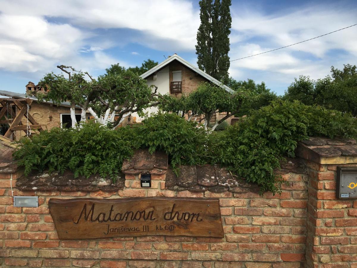 Matanovi Dvori Villa Bród Kültér fotó