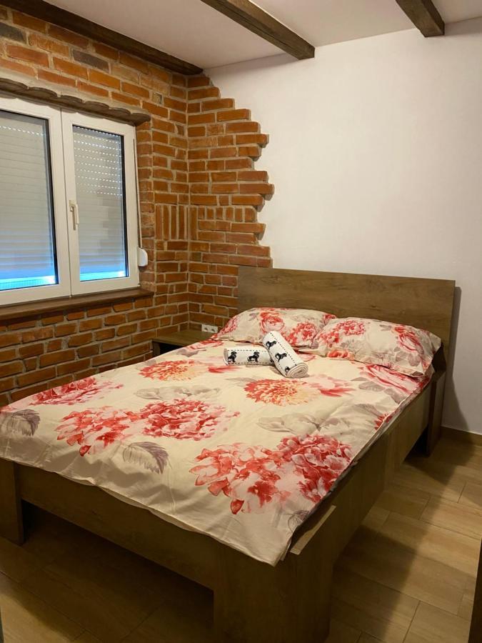 Matanovi Dvori Villa Bród Kültér fotó