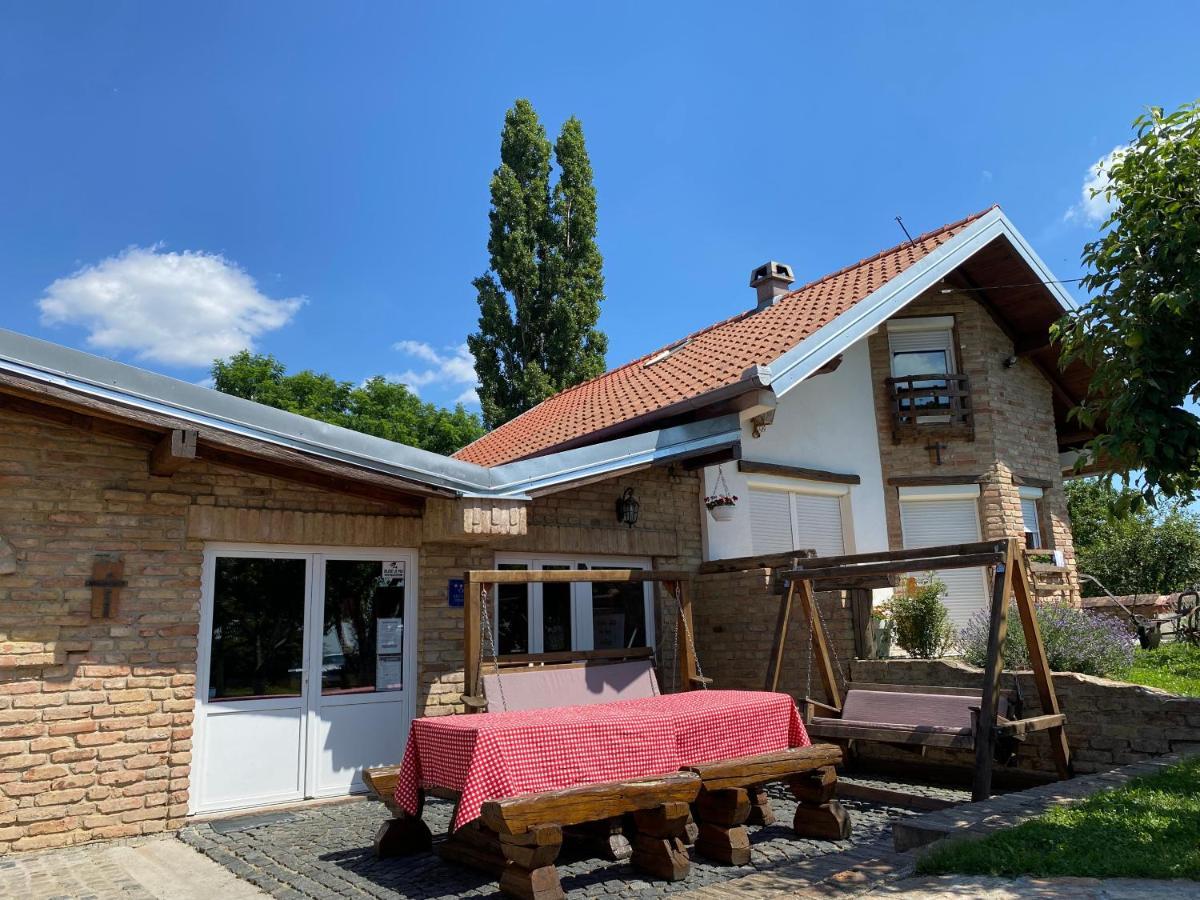 Matanovi Dvori Villa Bród Kültér fotó