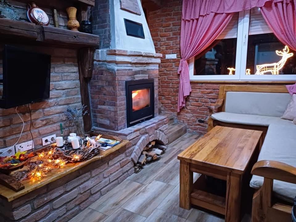 Matanovi Dvori Villa Bród Kültér fotó