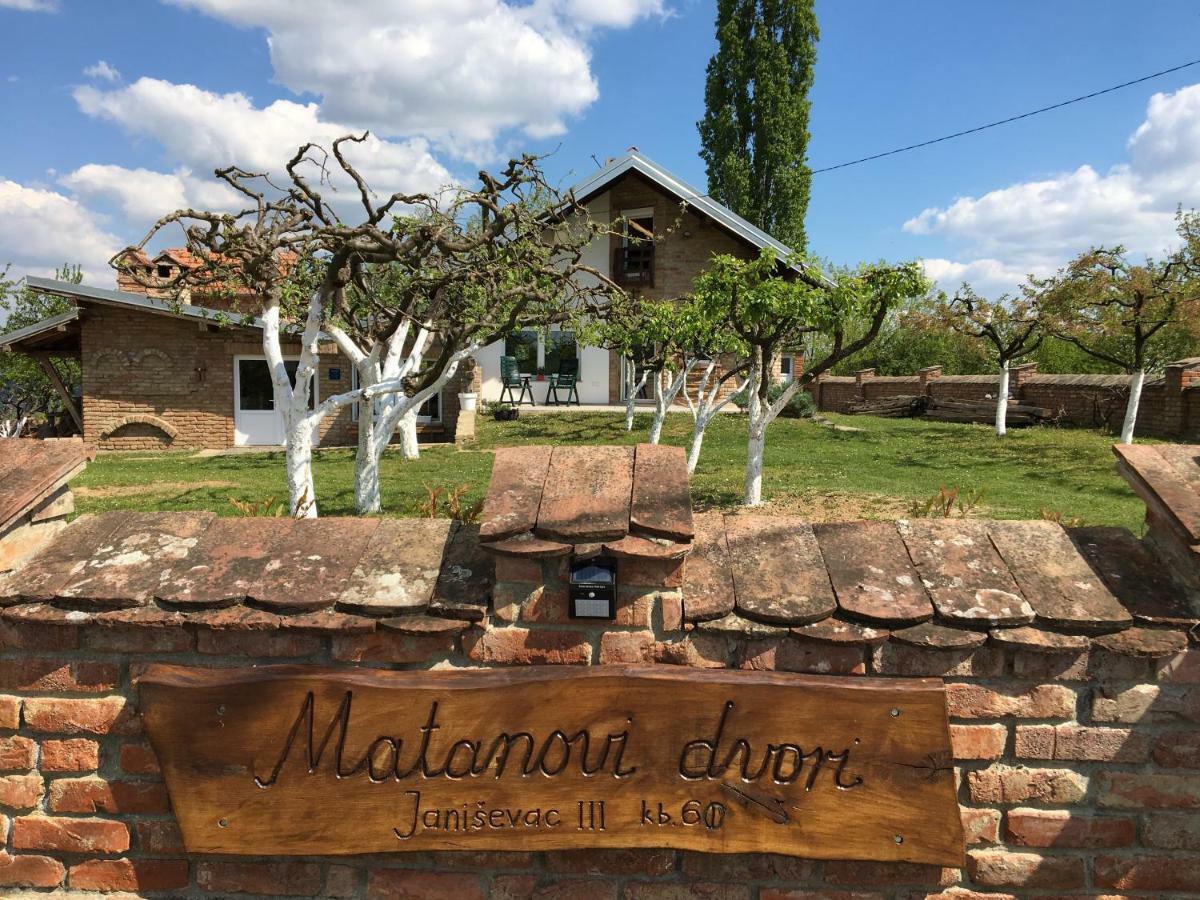 Matanovi Dvori Villa Bród Kültér fotó